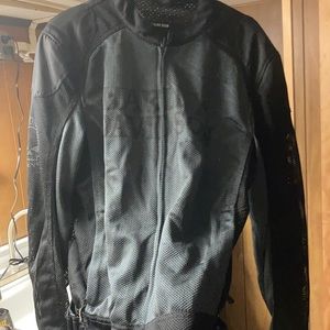 Harley Davidson Women’s mesh  riding jacket.